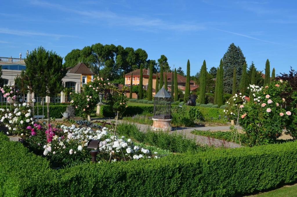 Georges Blanc Parc & Spa Vonnas Exteriör bild